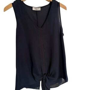 Chic Navy Sleeveless Blouse